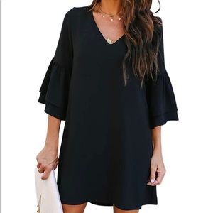 NWT Belongsci Bell Sleeve Short Dress -Black